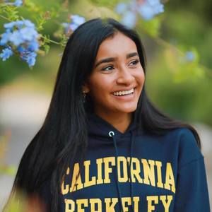 Meet your Posher, Natasha